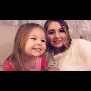 Meet your Posher, Laci